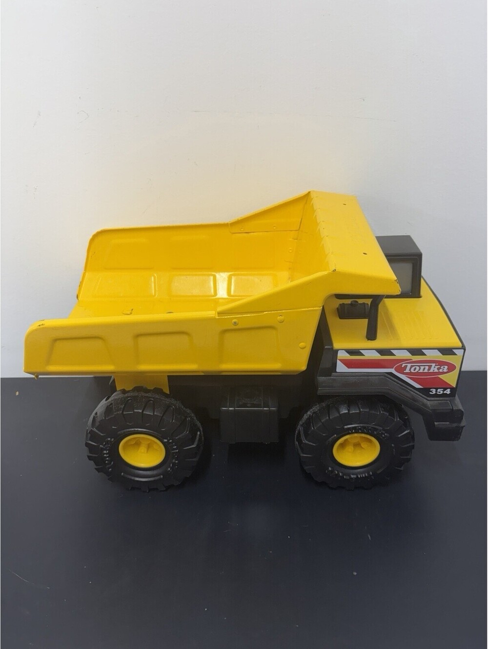 Vintage Tonka 354 Dump Truck Steel Dump Bed Plastic Chassis -Dump Bed Tilts Back